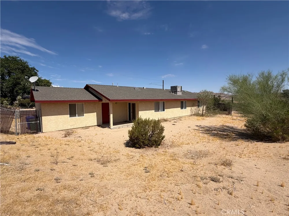 6851 Conejo Joshua Tree, CA 92252