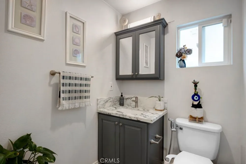 9304 FRANKLIN STREET Chatsworth, CA 91311