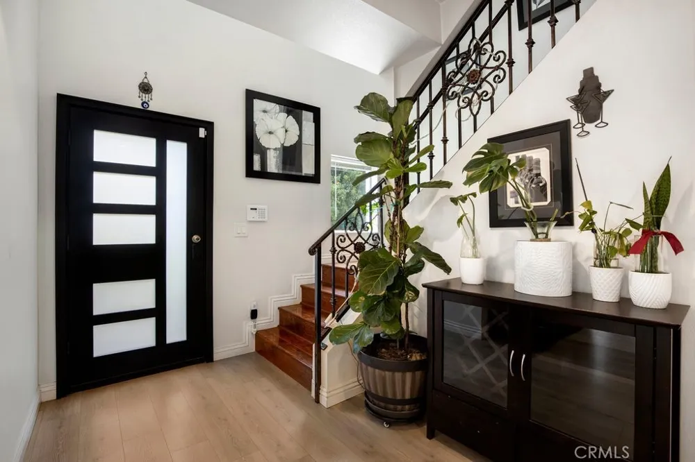 9304 FRANKLIN STREET Chatsworth, CA 91311