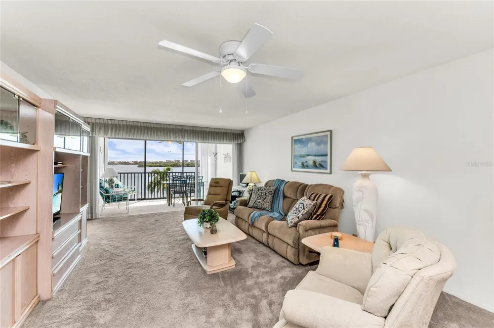 8977 MIDNIGHT PASS ROAD #219 Sarasota, FL 34242