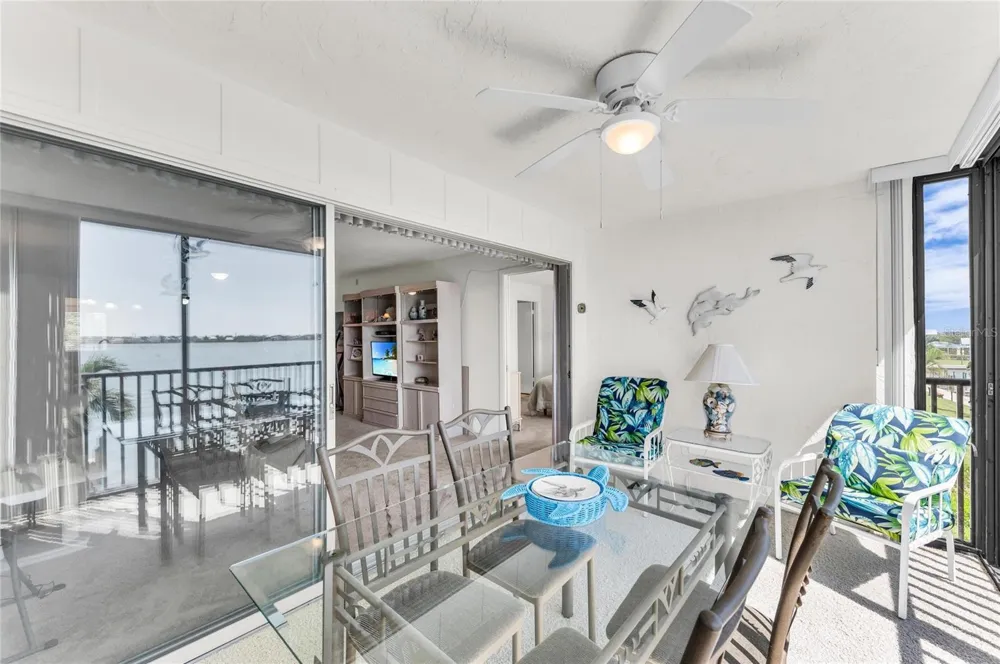 8977 MIDNIGHT PASS ROAD #219 Sarasota, FL 34242