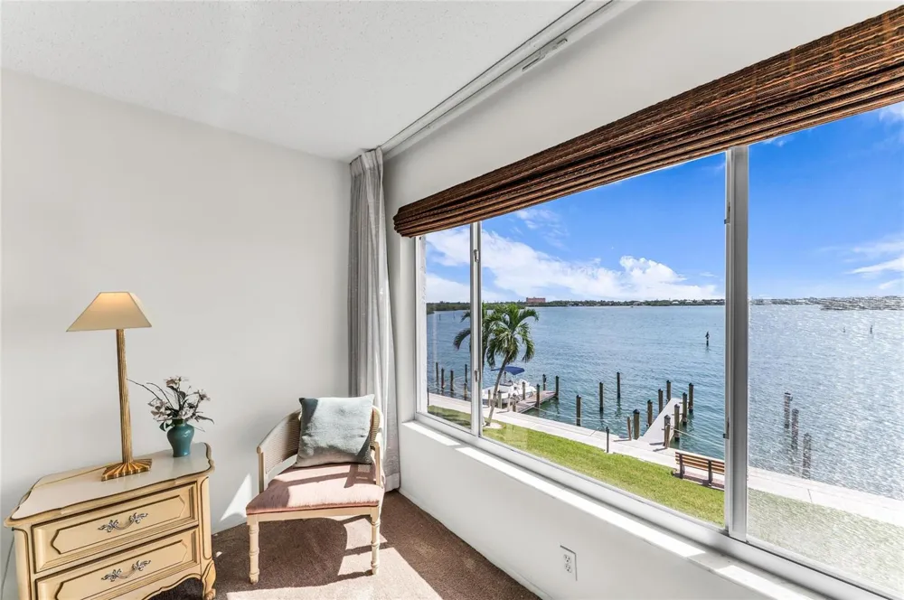 8977 MIDNIGHT PASS ROAD #219 Sarasota, FL 34242