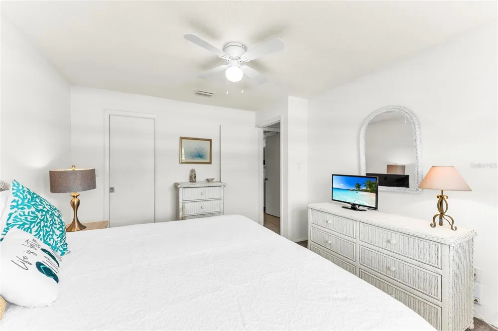 8977 MIDNIGHT PASS ROAD #219 Sarasota, FL 34242