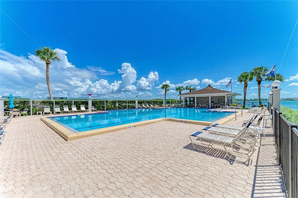 8977 MIDNIGHT PASS ROAD #219 Sarasota, FL 34242