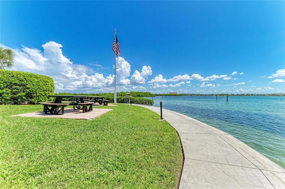 8977 MIDNIGHT PASS ROAD #219 Sarasota, FL 34242