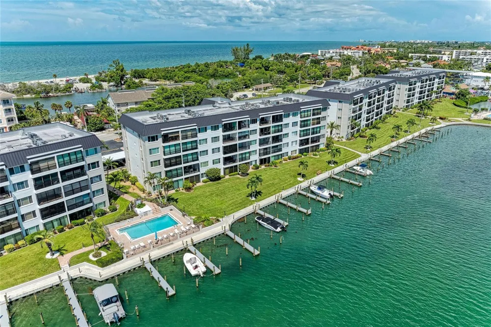 8977 MIDNIGHT PASS ROAD #219 Sarasota, FL 34242