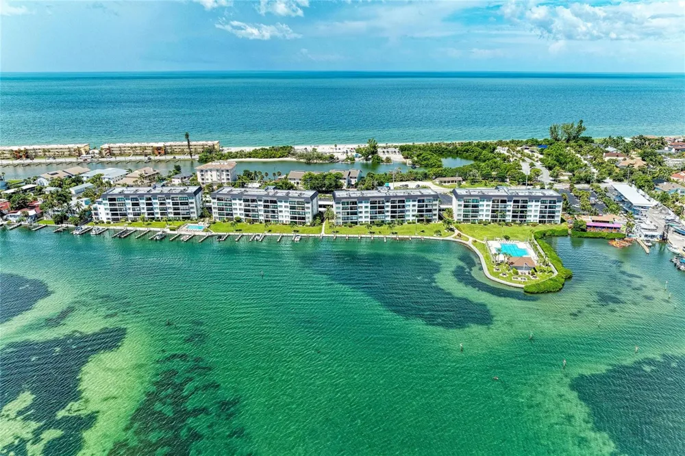 8977 MIDNIGHT PASS ROAD #219 Sarasota, FL 34242