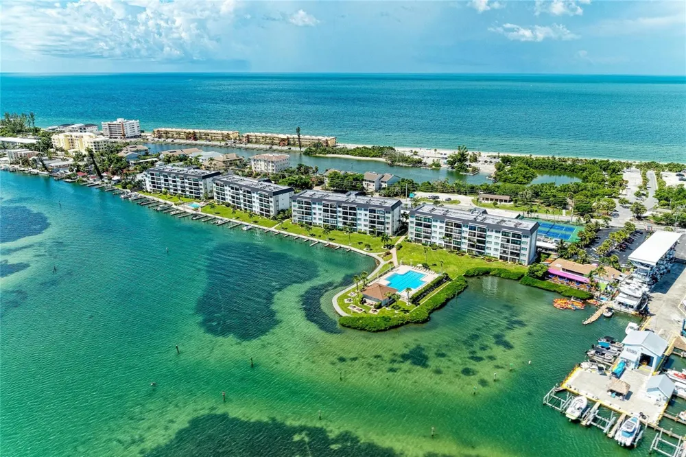 8977 MIDNIGHT PASS ROAD #219 Sarasota, FL 34242