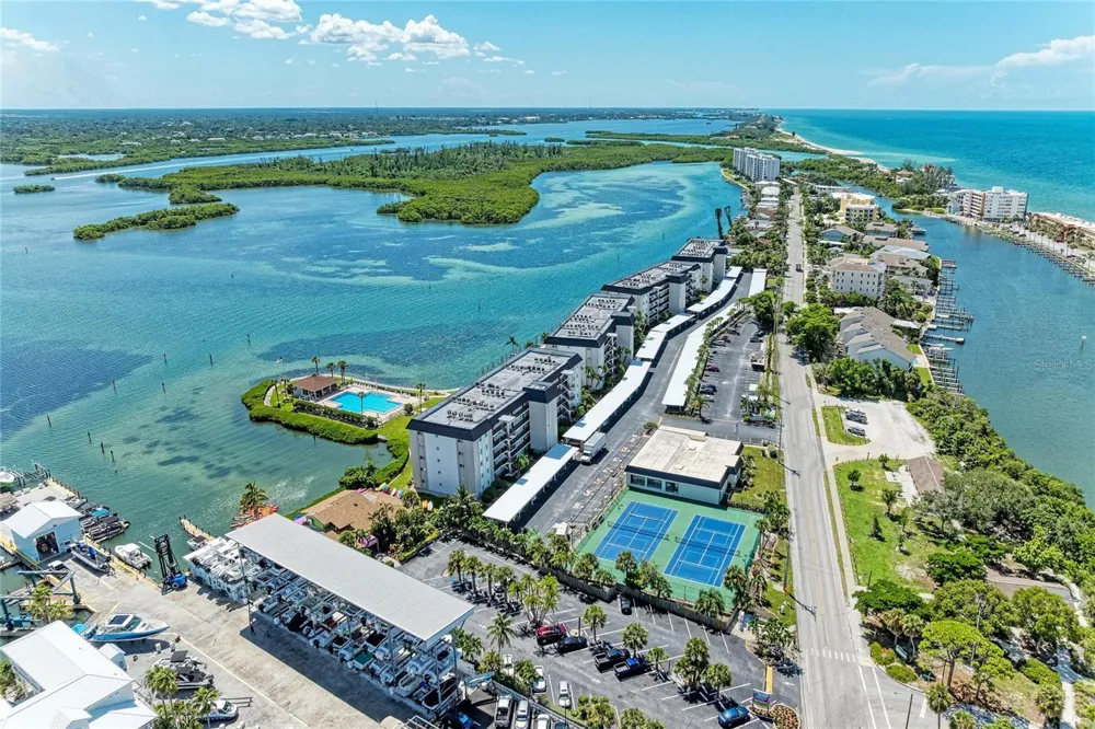 8977 MIDNIGHT PASS ROAD #219 Sarasota, FL 34242