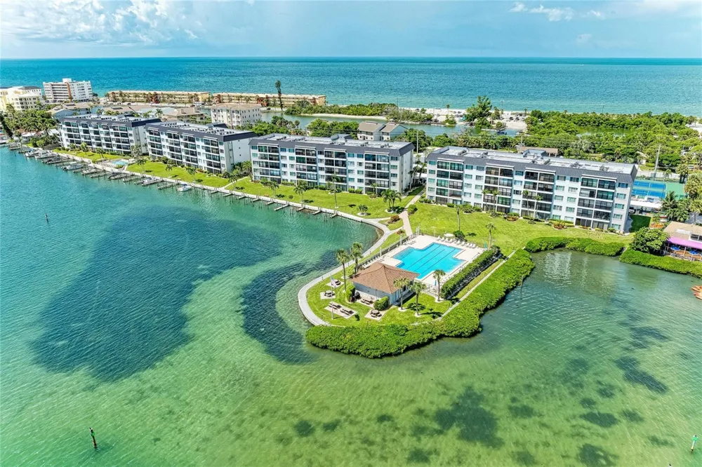 8977 MIDNIGHT PASS ROAD #219 Sarasota, FL 34242