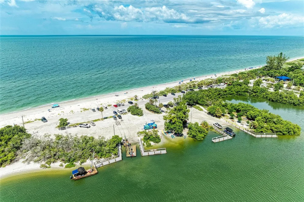 8977 MIDNIGHT PASS ROAD #219 Sarasota, FL 34242
