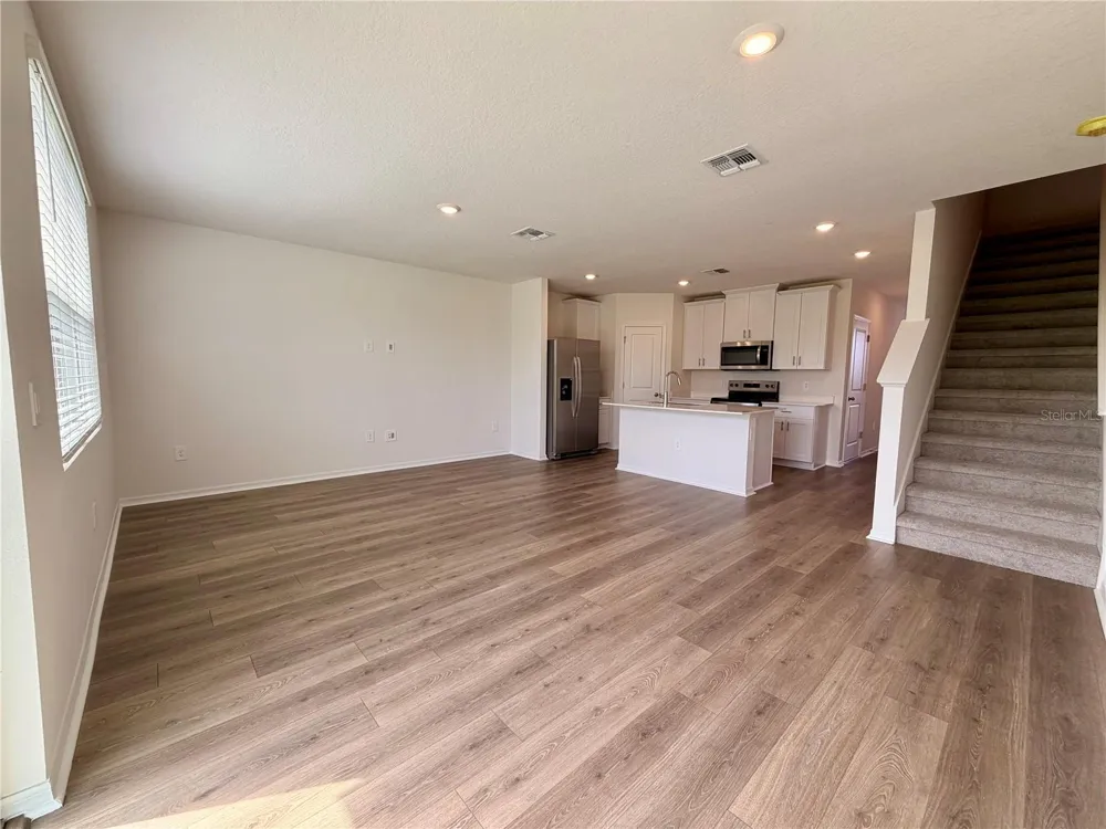 709 SPARTINA WAY Lady Lake, FL 32159