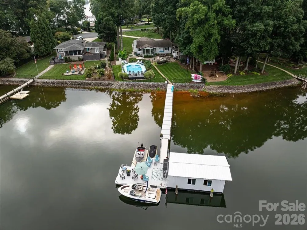 3259 Miners Cove Court Denver, NC 28037