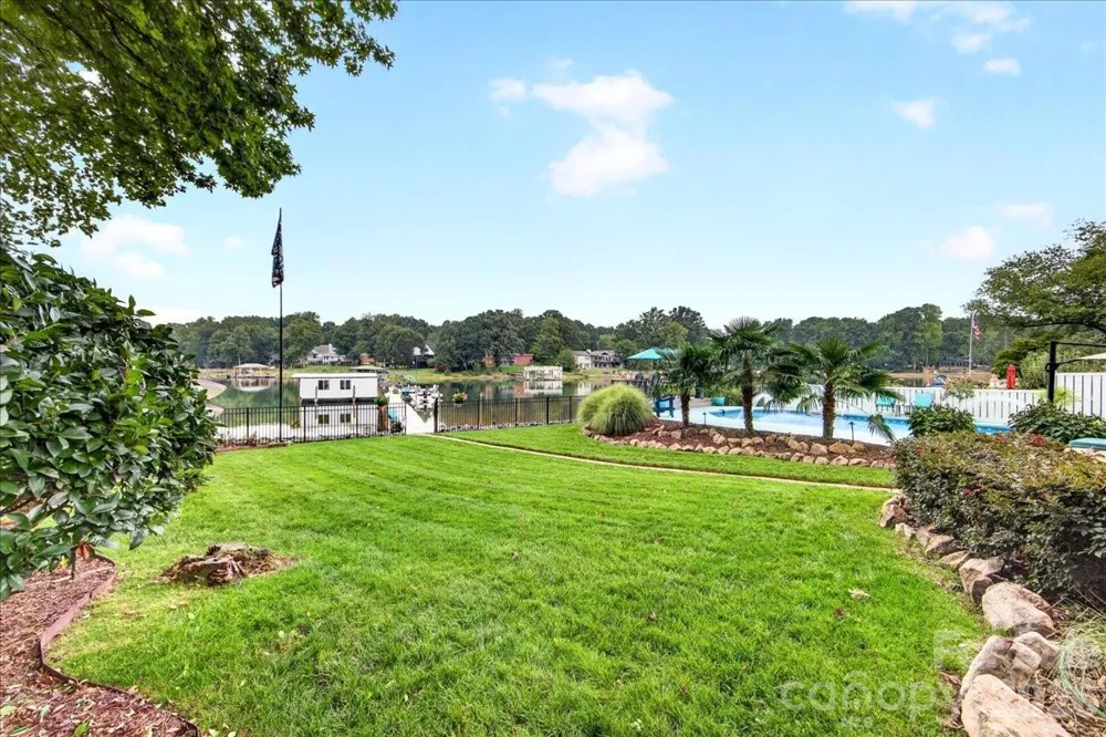 3259 Miners Cove Court Denver, NC 28037