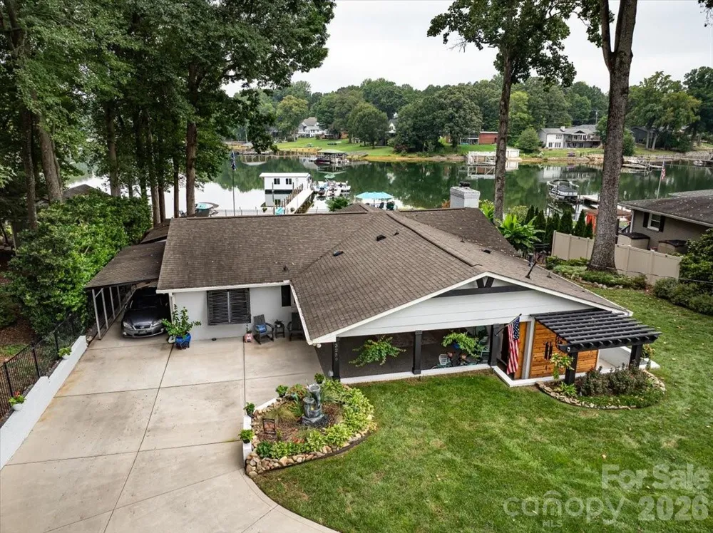 3259 Miners Cove Court Denver, NC 28037