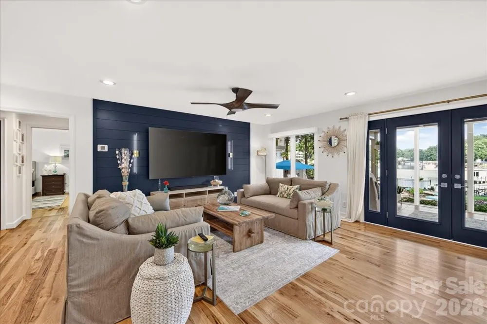 3259 Miners Cove Court Denver, NC 28037