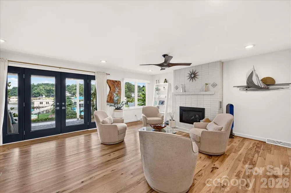 3259 Miners Cove Court Denver, NC 28037