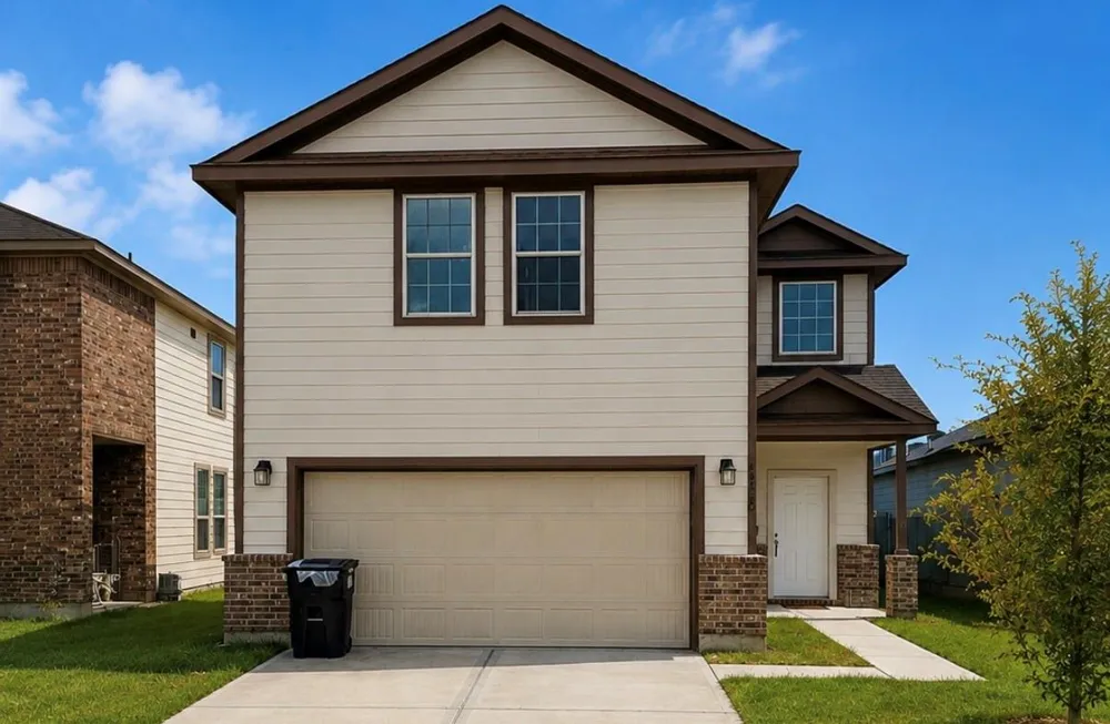 9735 Raisbeck Houston, TX 77044