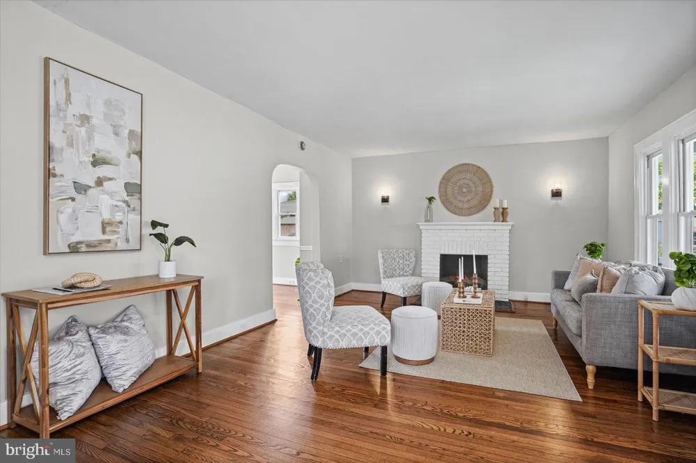 4207 BELVIEU AVENUE Baltimore, MD 21215