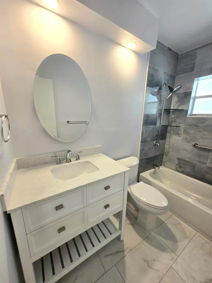 6505 WINFIELD BOULEVARD #B-31 Margate, FL 33063