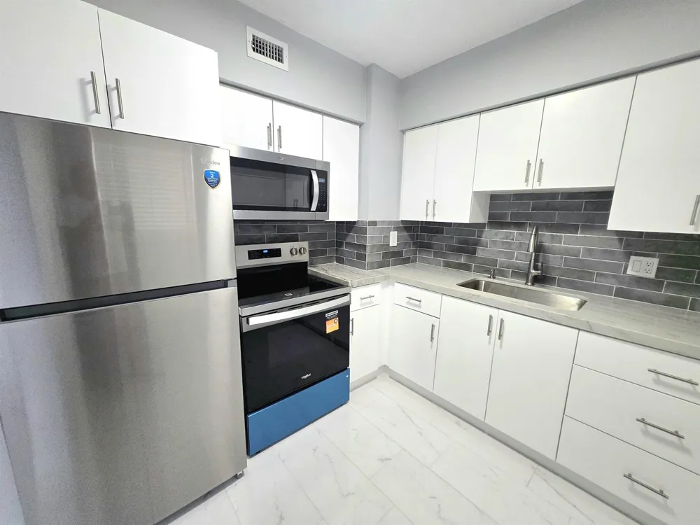 6505 WINFIELD BOULEVARD #B-31 Margate, FL 33063