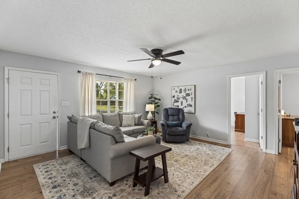 206 Central Ave Chapel Hill, TN 37034