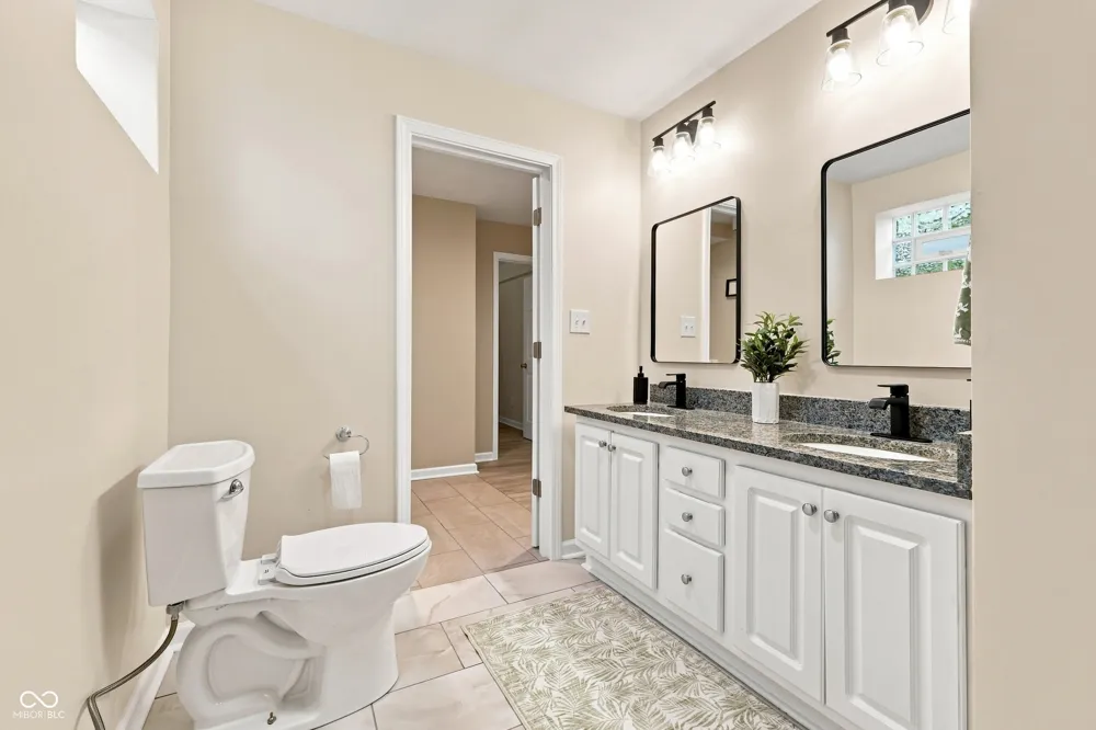 3260 Baltimore Avenue Indianapolis, IN 46218