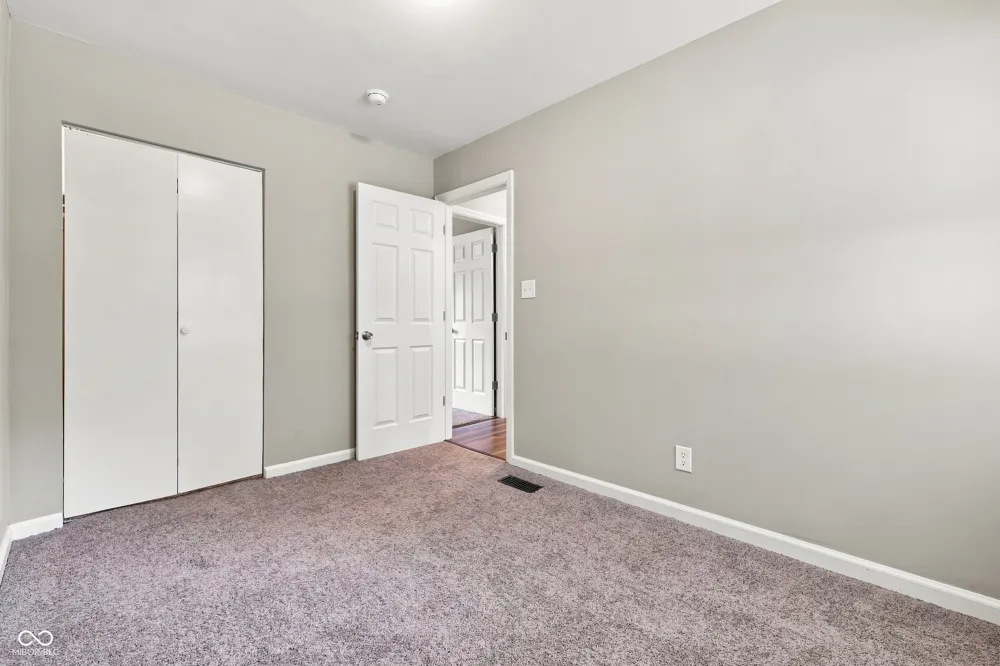 3260 Baltimore Avenue Indianapolis, IN 46218