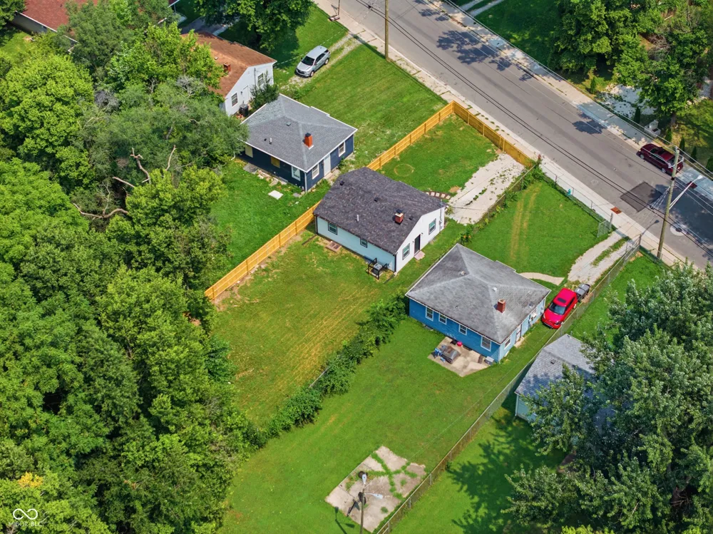 3260 Baltimore Avenue Indianapolis, IN 46218