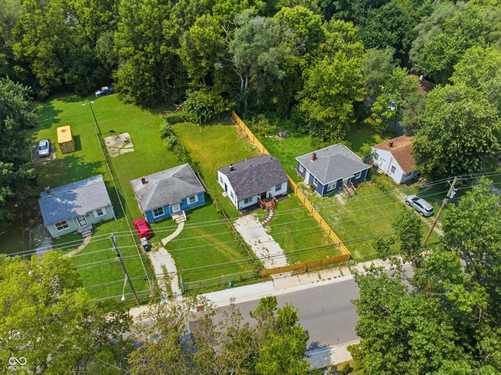 3260 Baltimore Avenue Indianapolis, IN 46218