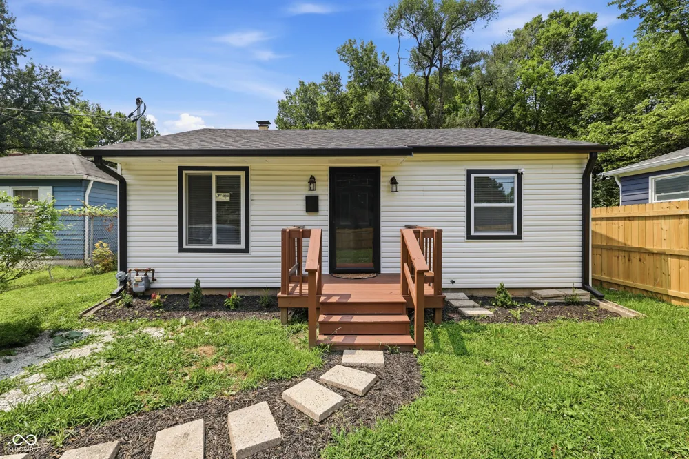 3260 Baltimore Avenue Indianapolis, IN 46218