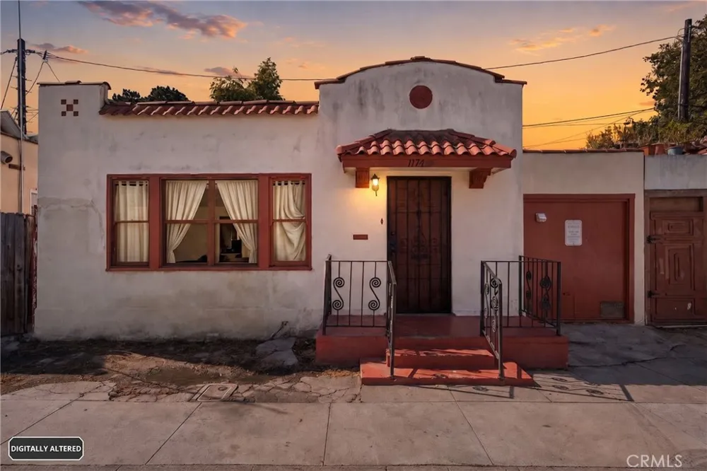 1174 E 9th Street Long Beach, CA 90813
