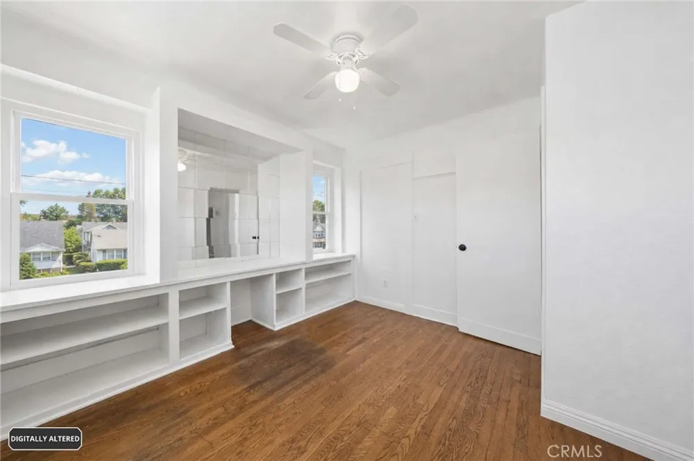 1174 E 9th Street Long Beach, CA 90813