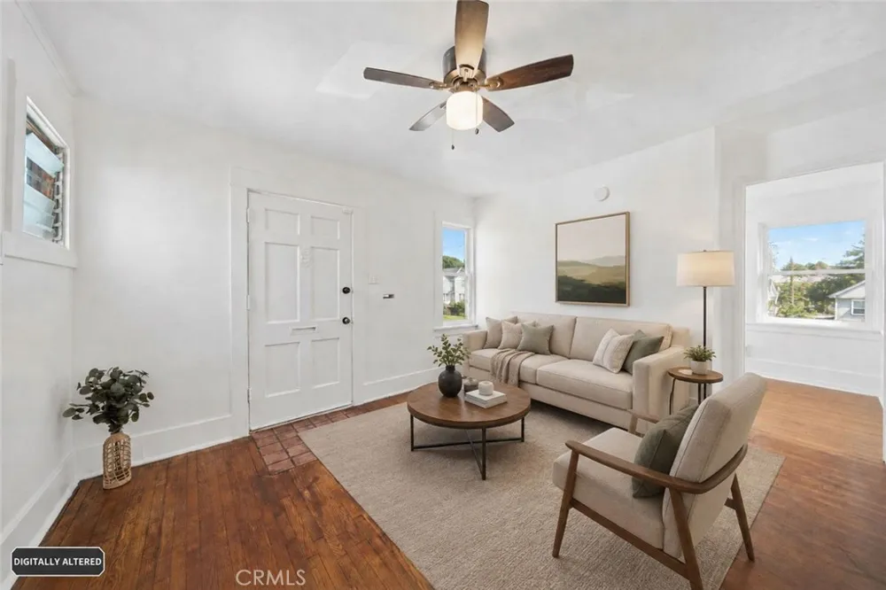 1174 E 9th Street Long Beach, CA 90813
