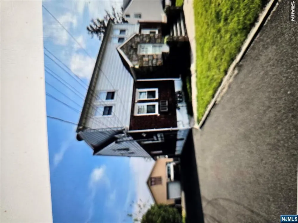 230 Martha Avenue Elmwood Park, NJ 07407