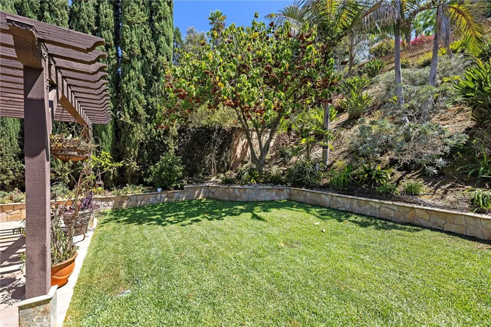 26732 Morena Mission Viejo, CA 92691