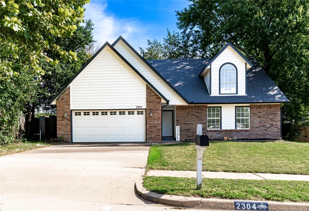 2304 W Ocala Street Broken Arrow, OK 74011