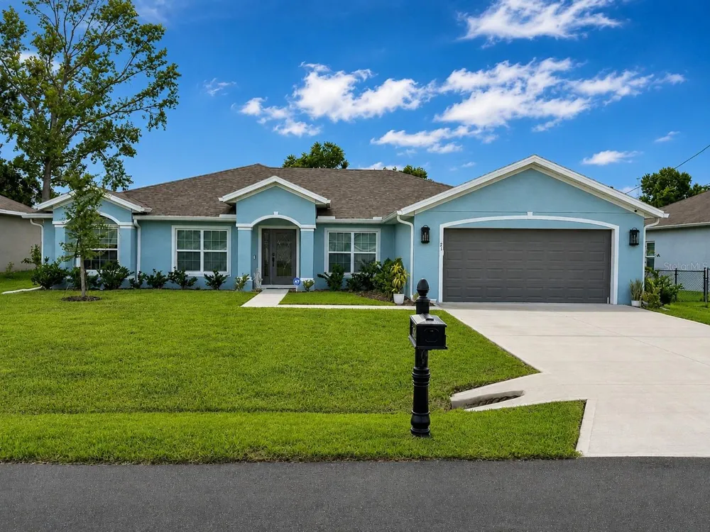21 WOOD CLIFT LANE Palm Coast, FL 32164