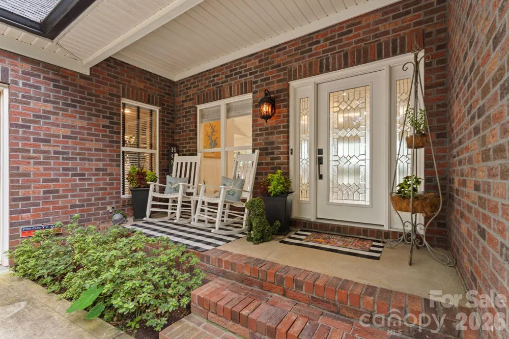 172 Mariner Pointe Lane Mooresville, NC 28117