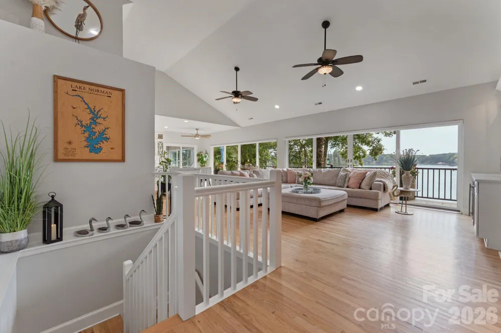 172 Mariner Pointe Lane Mooresville, NC 28117