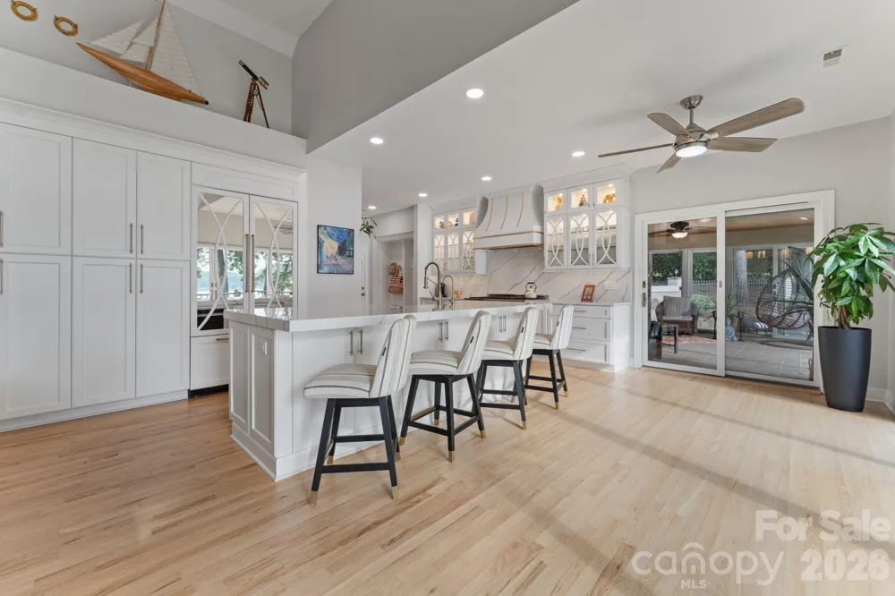 172 Mariner Pointe Lane Mooresville, NC 28117