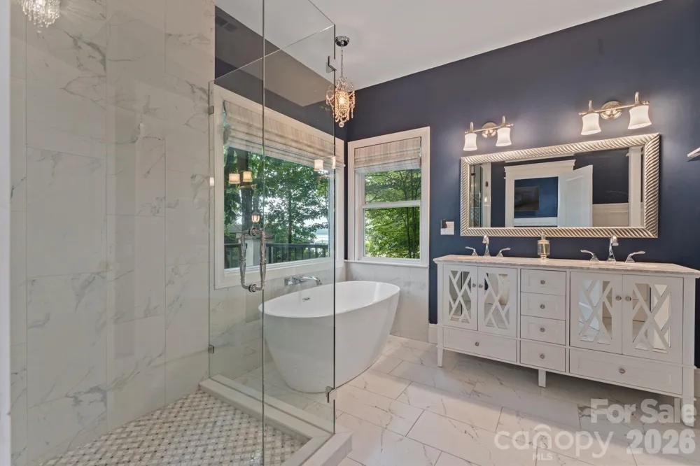 172 Mariner Pointe Lane Mooresville, NC 28117