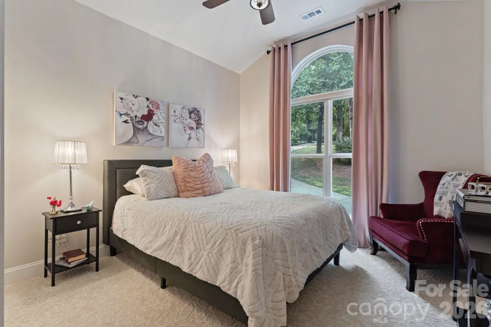 172 Mariner Pointe Lane Mooresville, NC 28117