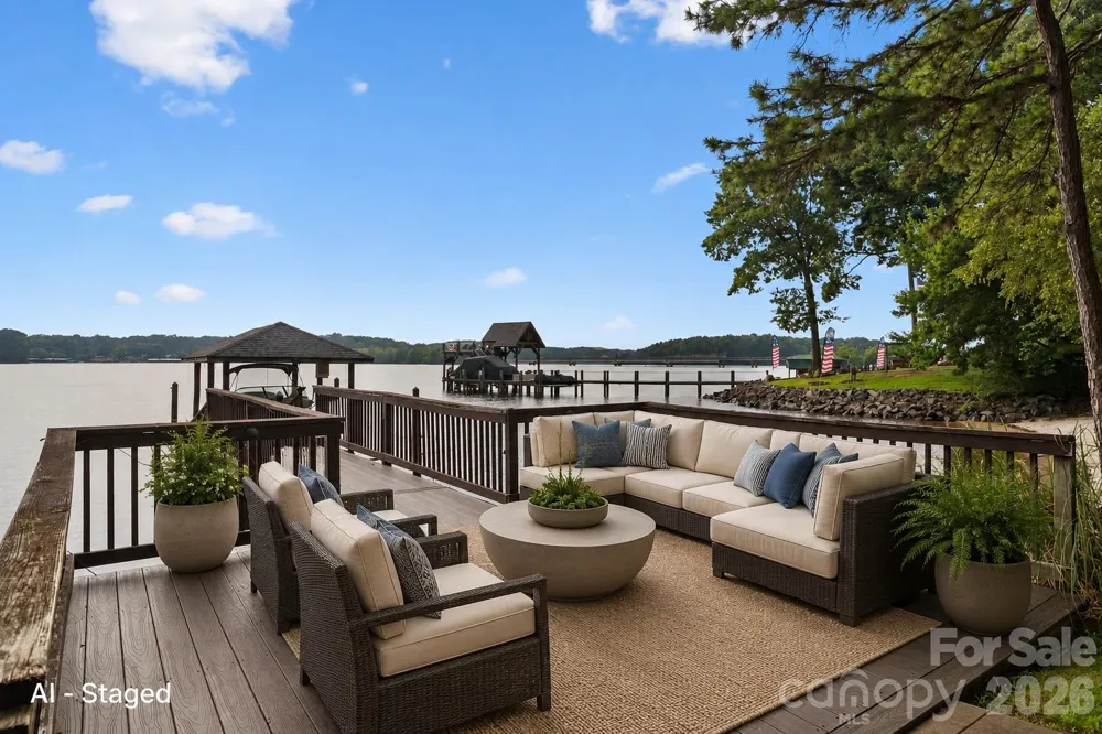 172 Mariner Pointe Lane Mooresville, NC 28117
