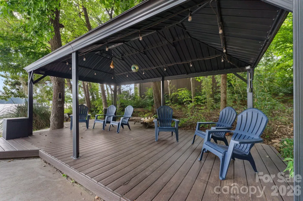 172 Mariner Pointe Lane Mooresville, NC 28117