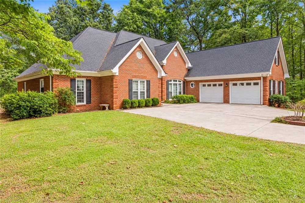 3617 Sierra Drive Stockbridge, GA 30281