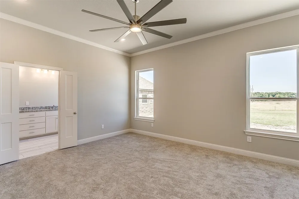 1014 Gonzollas Road Springtown, TX 76082