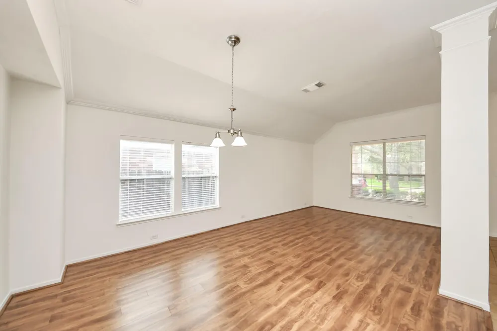 19122 Mission Manor Lane Richmond, TX 77407