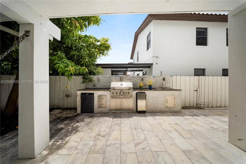 10269 NW 86th St Doral, FL 33178
