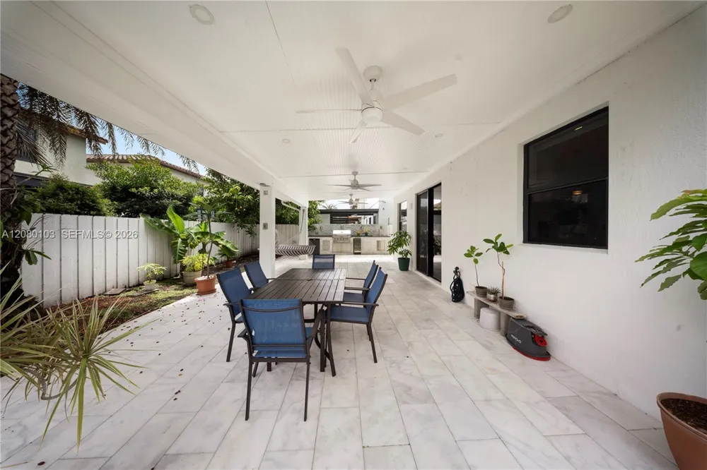 10269 NW 86th St Doral, FL 33178